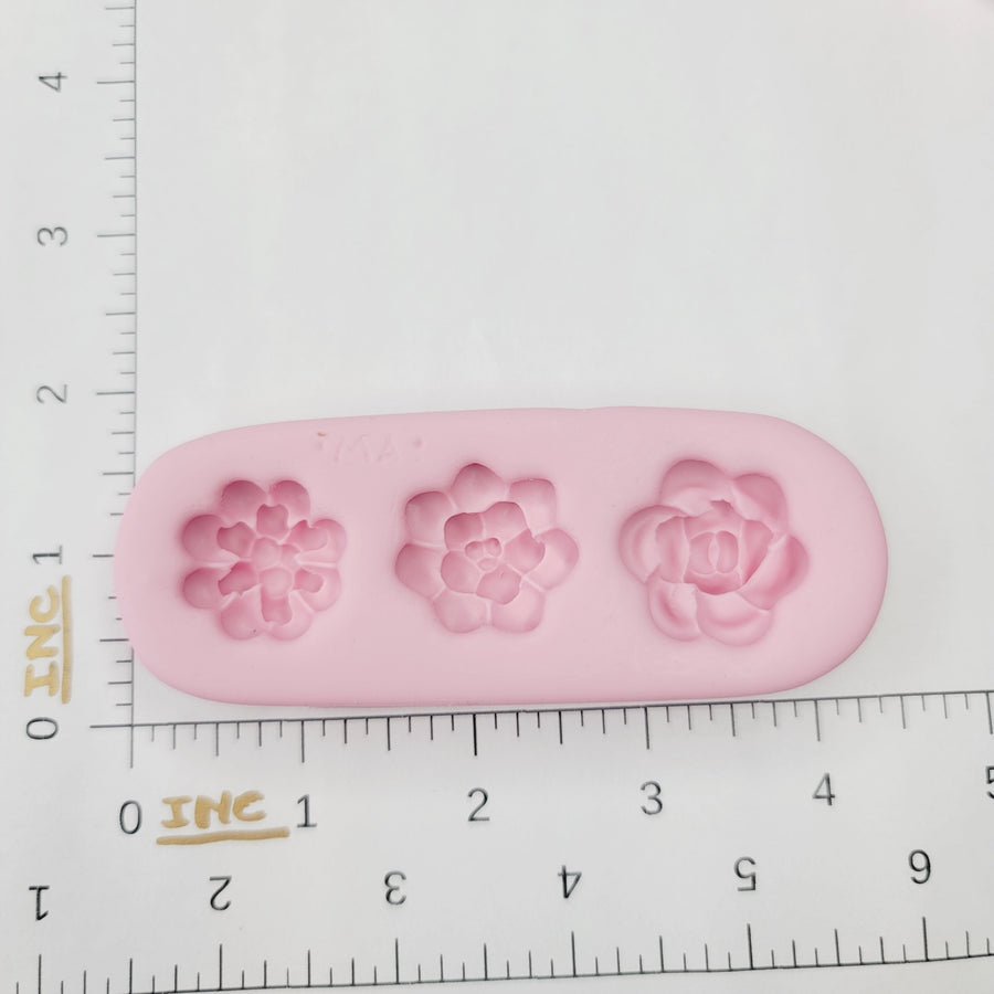 mini succulent mold Minor Defects) Mini Succulents Silicone Mold 650 MA – FLOR NY ATELIER