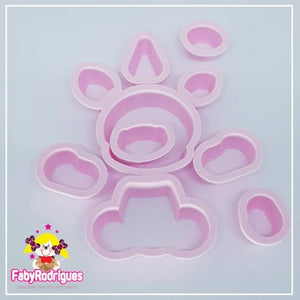 Universal Animal Creations  Craft Plastic Cutters - F.R.