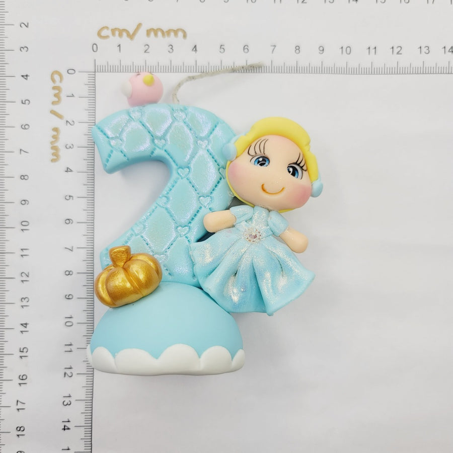 Cinderella themed candle #2 for cake top