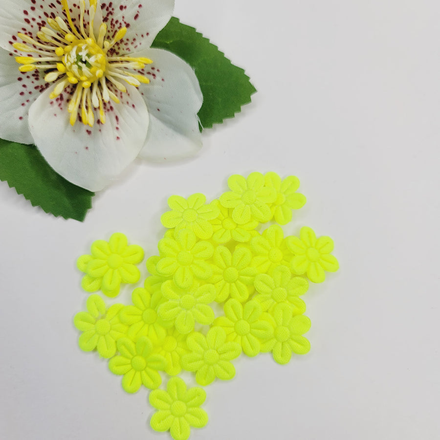 Small Quilt Flowers - #03 - Lemon - 25 units
